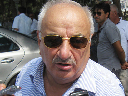 "Sənədsiz yaşayan sakinlərə bir nəfər kimi vəsait ödənilib" -  Abid Şərifov