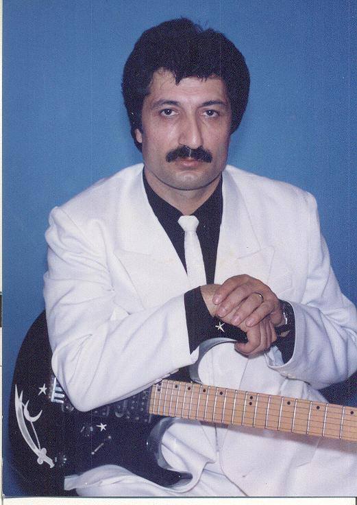 Azərbaycanın ilk milyonçusu öldü - FOTOLAR