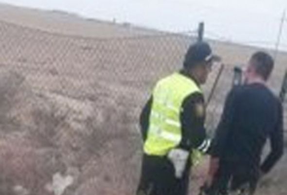 Qoruqda səngər qazıb gizlənən yol polisləri - FOTOLAR