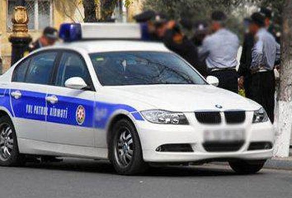 Yol polisindən sürücüyə qarşı kobudluq: -  Silotka, cücə - VİDEO
