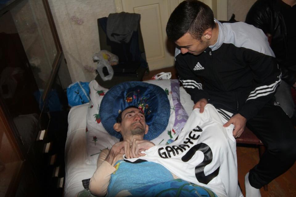 “Qarabağ”ın futboçusu bunu da etdi - FOTOLAR