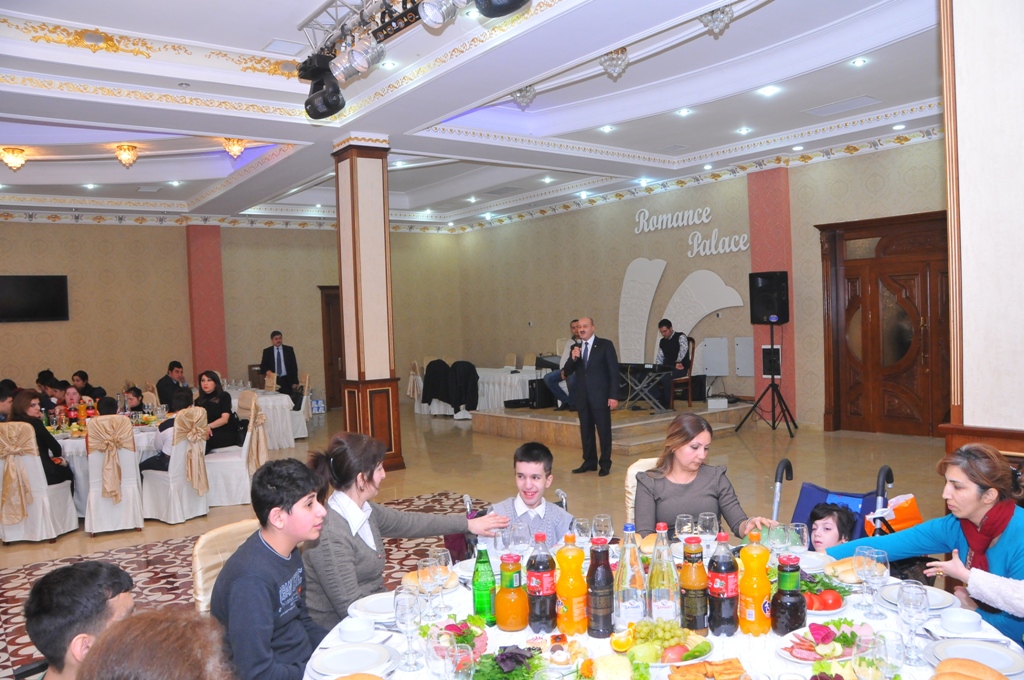 Əlil vətəndaşlar cəmiyyətimizin bərabər hüquqlu üzvləridir -  FOTOLAR 