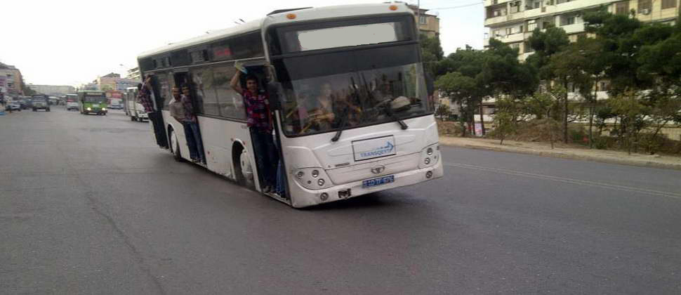Bakıda bu avtobusda hər gün ölüm kabusu