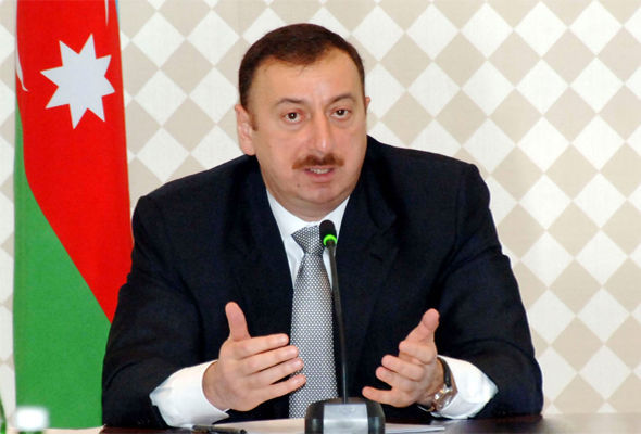 İlham Əliyev ASAN könüllülərinin forumunda