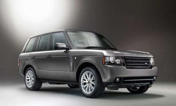 Bakıda dəhşət: “Range Rover” yolu keçmək istəyən 3 piyadanı vurdu, 1-i öldü