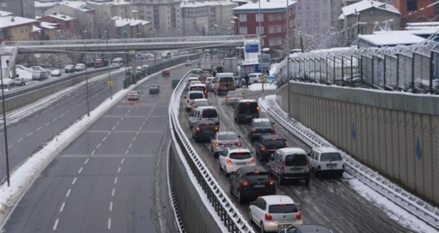 Yol polisindən sürücülərə – XƏBƏRDARLIQ