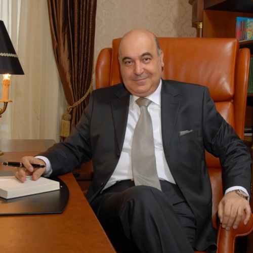 Çingiz Abdullayev əmək haqqından imtina edib
