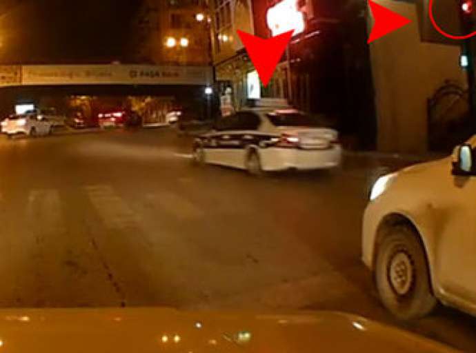 Bakıda gecə vaxtı qayda pozan yol polisi –  VİDEO 