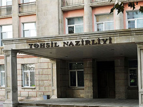 Etirazlara səbəb olan daha bir məktəb direktoru vəzifəsindən azad edildi – Təhsil Nazirliyi 