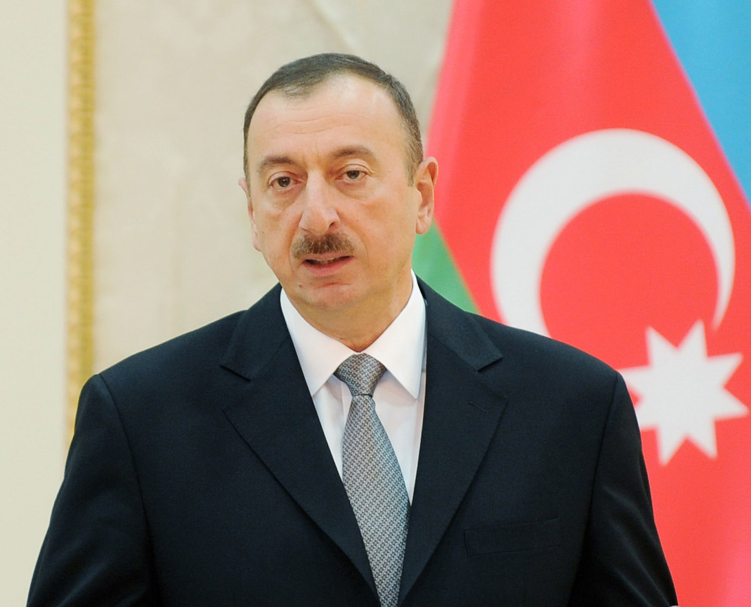 Prezident Polad Bübüloğlu ilə bağlı sərəncam verdi