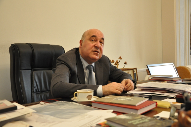 Bu xanımların hərəsi ilə bir gün görüşsəm, mənə 50 il vaxt lazımdır - MÜSAHİBƏ - III HİSSƏ