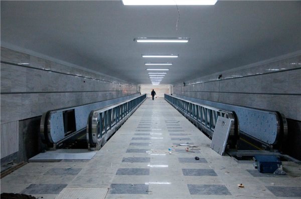 Metrodan xoş olmayan xəbər - FOTOLAR