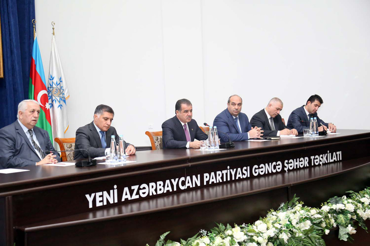 Gəncədə qiymət artımına nəzarət gücləndirilir