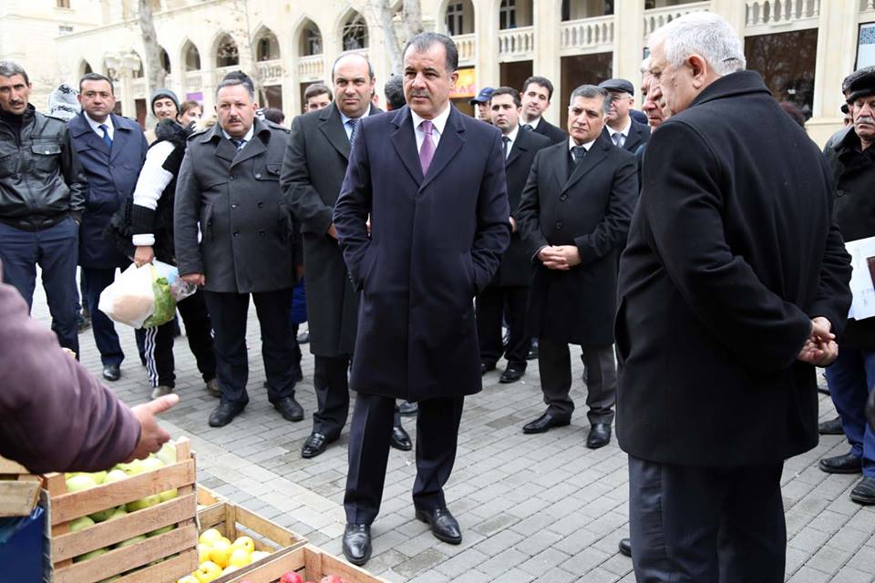 Gəncədə bayram yarmarkası