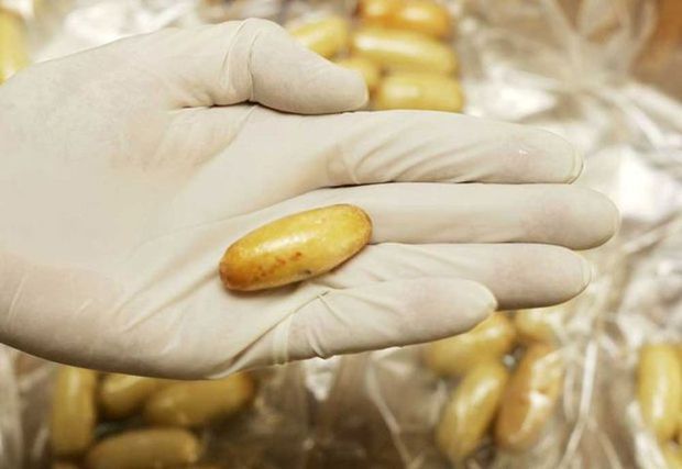 İrandan düz bağırsağında heroin gətirən şəxs saxlanıldı
