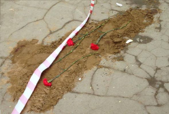 Sumqayıtda qadını iş yerinin qarşısında öldürdülər– FOTO