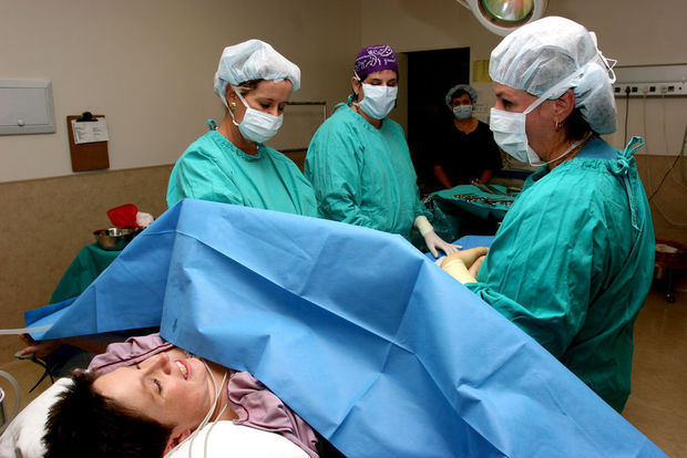 Daha bir özəl klinikada ana ölümü baş verdi