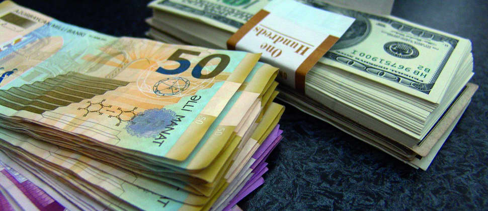 Dollar bahalaşıb, avro ucuzlaşıb
