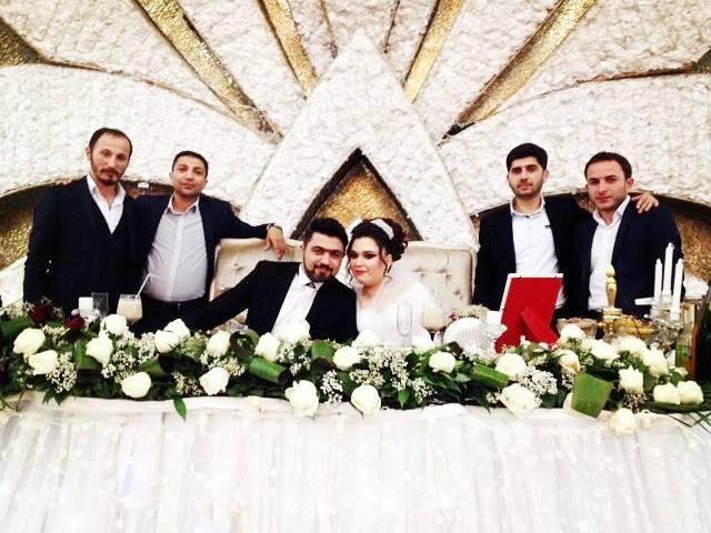 Aparıcı muğam ifaçısı ilə ailə qurdu- FOTOLAR