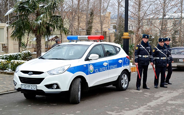 Sərxoş halda maşın sürən rəis müavini işdən çıxarıldı