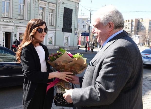 Mehriban Əliyeva Rusiyanın aparıcı KİV-lərinin rəhbərləri ilə görüşüb - FOTO