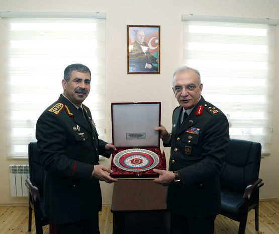 Zakir Həsənov türk generalı ilə görüşdü – FOTOLAR