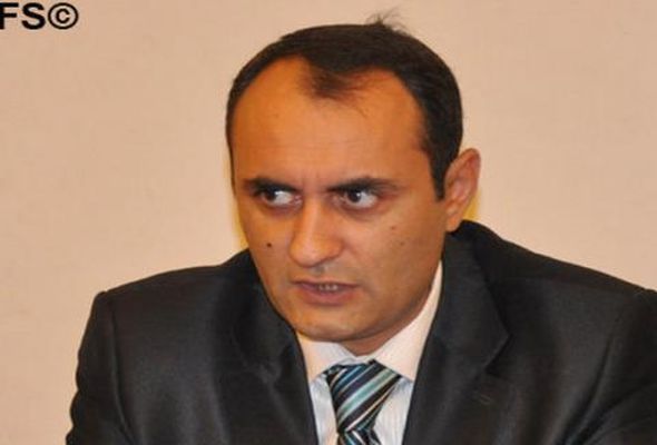 Baş Prokurorluq sayt rəhbərinə xəbərdarlıq etdi