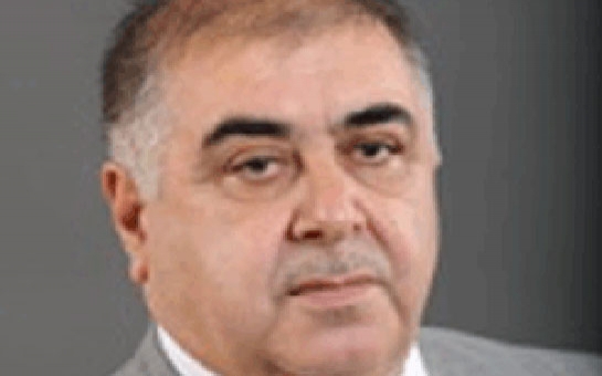 Milli vəkilinin evindən silah-sursat aşkarlandı