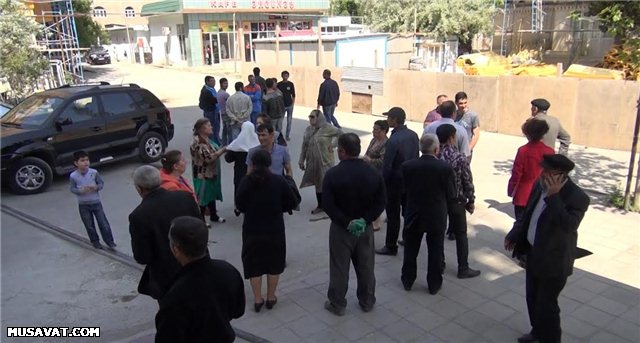 ‘Penoplast” üzlüklü binaların sakinləri etiraz aksiyası keçirdilər -  VİDEO, FOTOLAR 