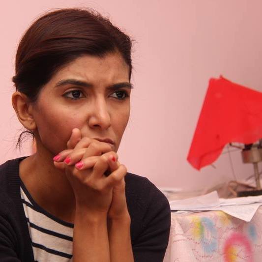 Yanan binada qalmış jurnalist və azyaşlı övladı xilas edildi