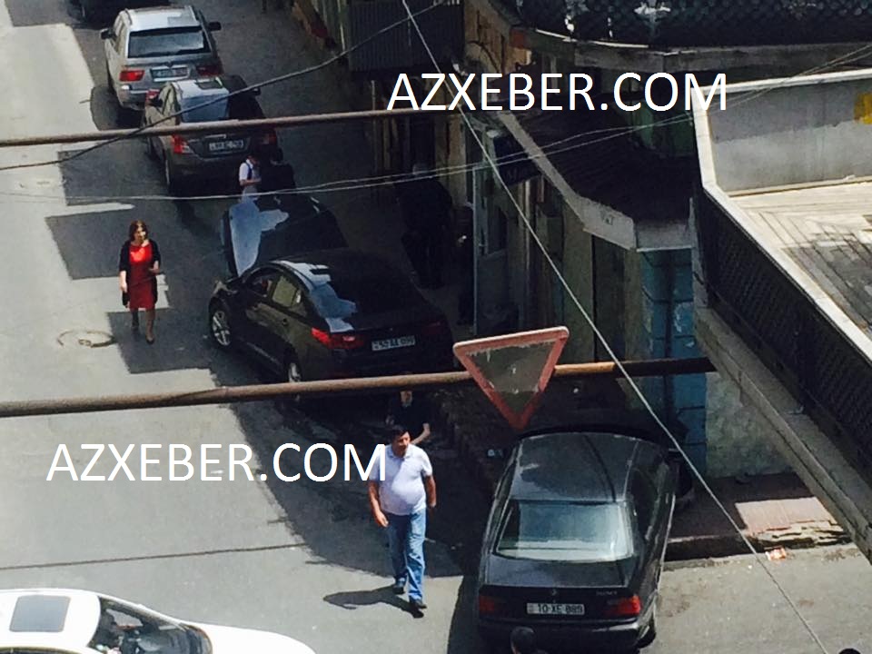 Şəhərin mərkəzində AA serialı maşın qəza törətdi- FOTO -VİDEO