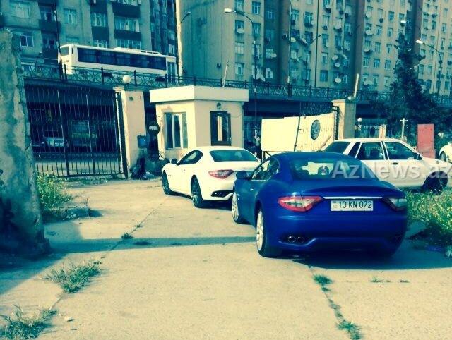 Bakıdakı "Maserati"lər cərimə meydançasında - FOTO