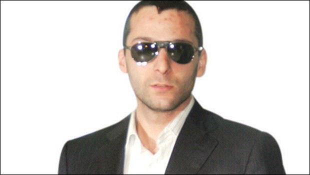 Məşhur kriminal avtoritetin nəvəsi restorana silahlı basqın etdi