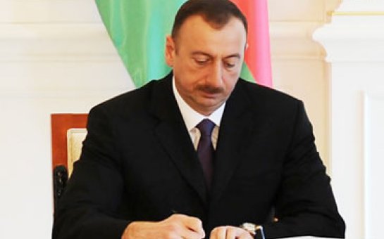 İlham Əliyev jurnalistlərlə bağlı sərəncam imzaladı