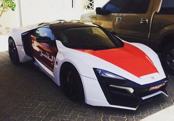 BƏƏ polisi dünyanın ən nadir “supercar”ını aldı - FOTO