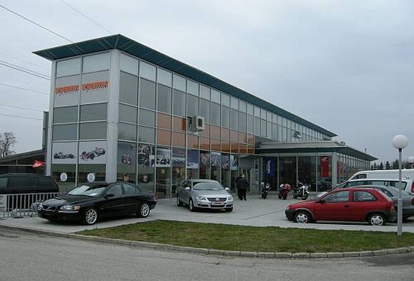 Azərbaycanda maşınların qiyməti düşdü