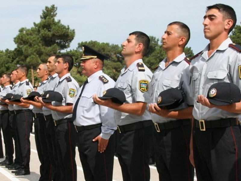Polislərimiz qışdan niyə çıxmırlar?