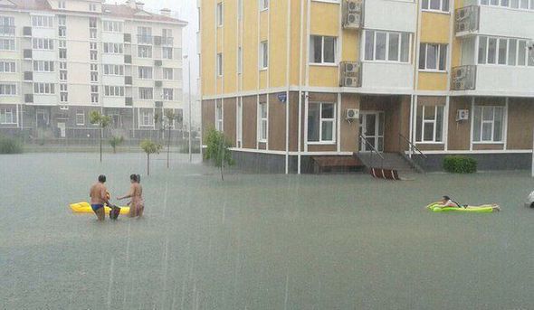 Soçidə fövqəladə vəziyyət elan edilib - FOTO