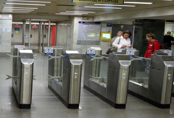 Bakı metrosu könüllülər üçün pullu oldu