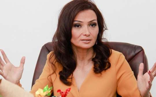 Qənirə Paşayeva: “Seriallara, şou proqramlara baxmayın!”