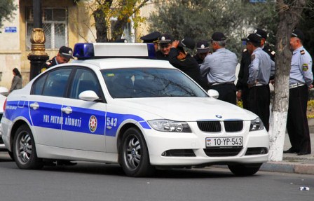 Bakıda bir neçə nömrə ilə idarə olunan avtomobil saxlanıldı
