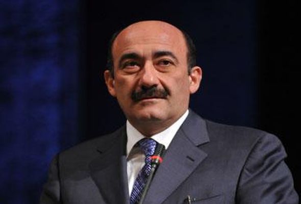 Nazir otellərin qiymətindən danışdı