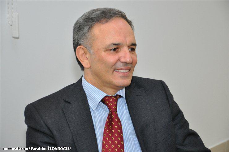 Əflatun Amaşov jurnalistlərə müraciət etdi