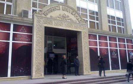Mərkəzi Univermaqdan brilyant aldı - Saxta çıxdı