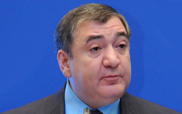 Fazil Məmmədov bir neçə rəhbər şəxsi işdən çıxardı