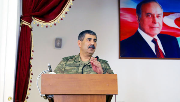 Zakir Həsənov döyüşə hazırlıqla bağlı tapşırıq verdi - FOTO