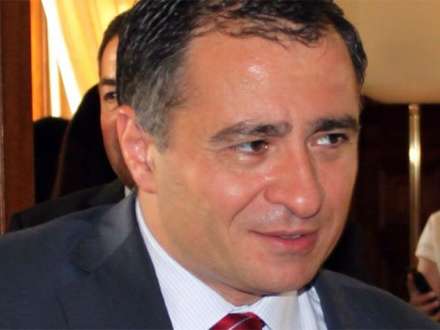 Arif Məmmədov ilə AXCP üzvləri üz-üzə - Skandal