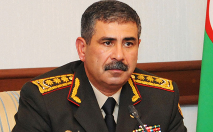 Müdafiə naziri qəbul qaydalarını dəyişdirdi