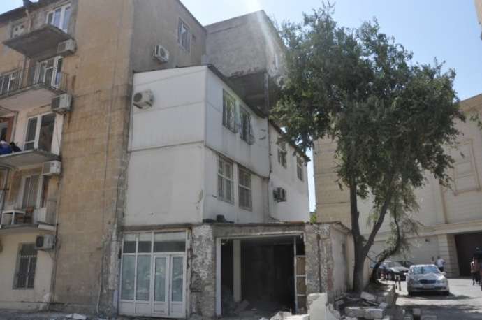 Bakıda artırılan eyvanların hamısı söküləcək? –  RƏSMİ XƏBƏRDARLIQ 