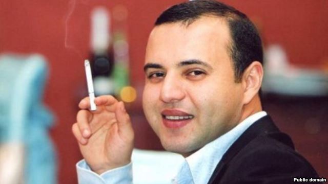 Sabiq nazirin oğlu: “Həbs edilməmişəm, ailəmlə birgə evdəyəm”